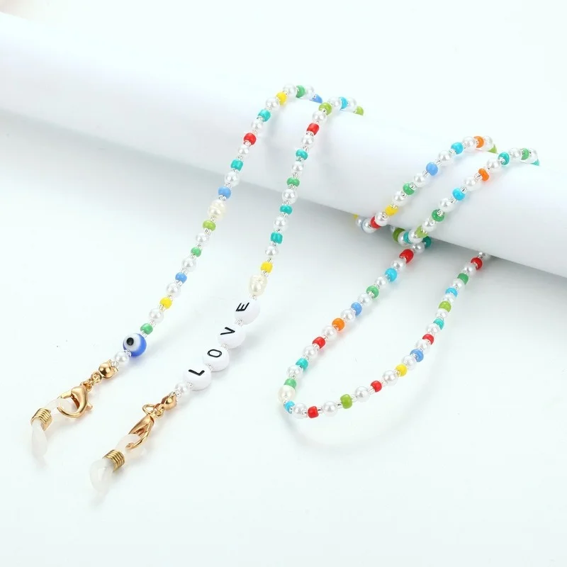 Kacamata hitam huruf tembikar  - Mask Chain Holder ulasan dan harga